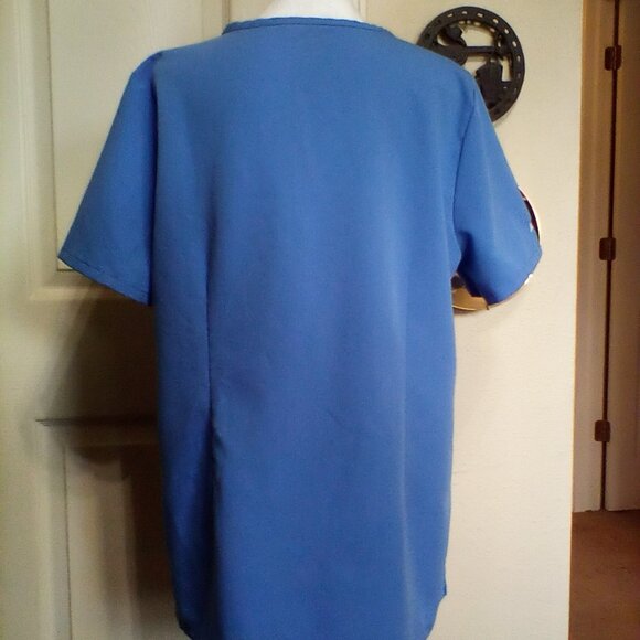 FIGS Shirt - Picture 3 of 3